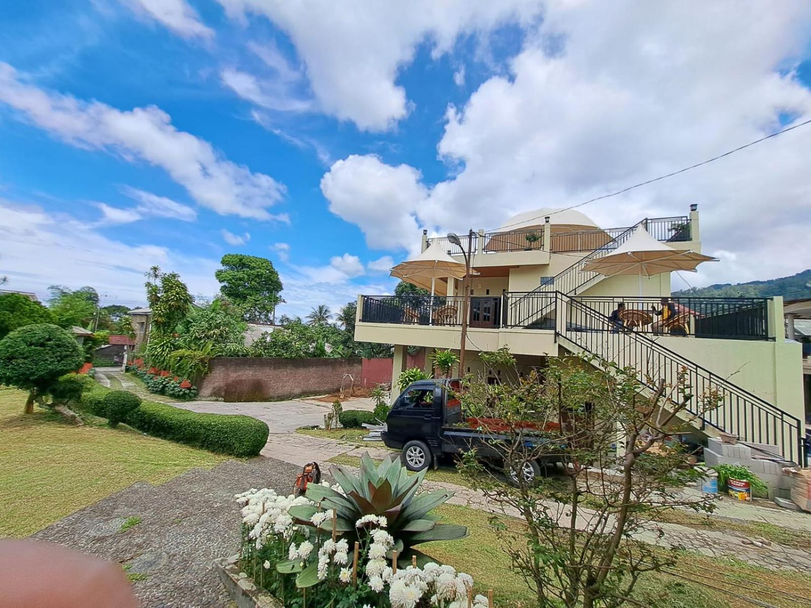 Villa Junior Family Cisarua Exterior foto